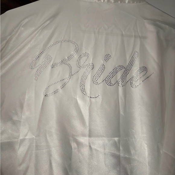 White “Bride” Robe - Picture 3 of 3